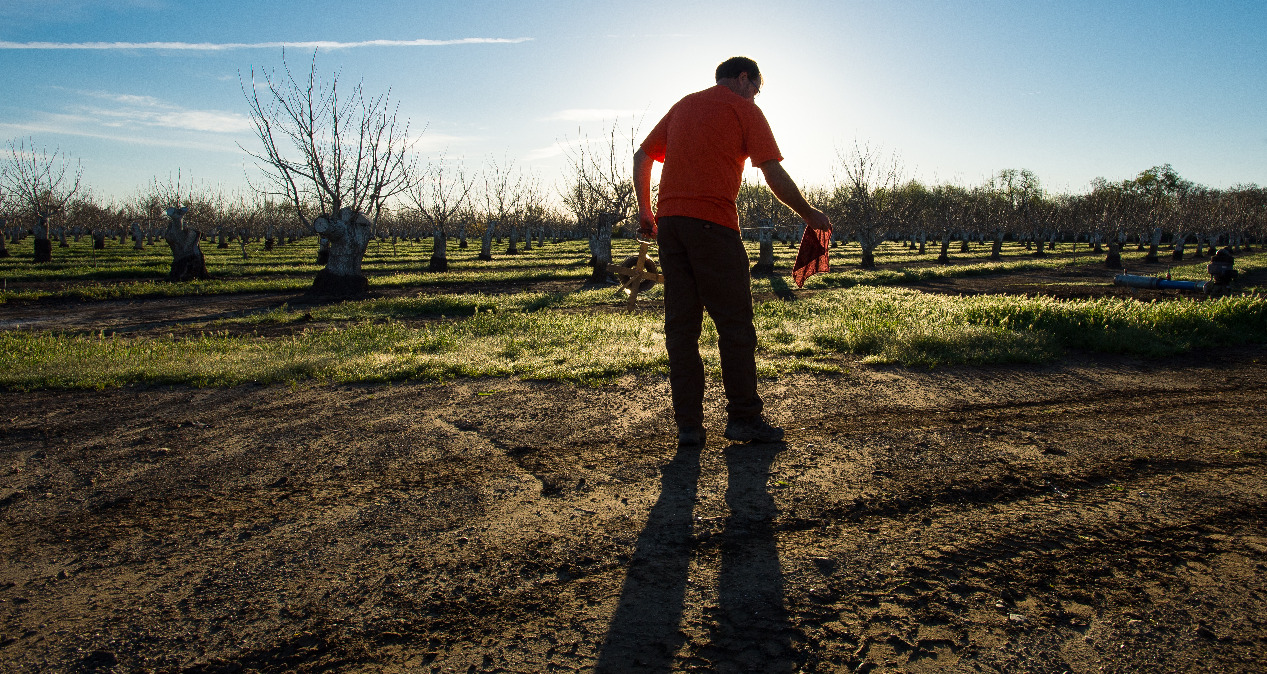  

An engineering geologist measures water depth at an agricultural well in a field north of Sacramento, California. Groundwater is an important source of water for irrigation in the state’s Central Valley, especially during times of drought, and the GRACE missions provide data that helps track the resource.

Kelly M. Grow/California Department of Water Resources
